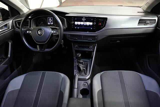 Volkswagen POLO 1.0 TSI PDC APPLE CARPLAY CLIMATE CONTROL