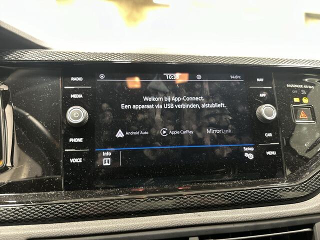 Volkswagen POLO 1.0 TSI 95pk Life Business · Apple/Android Car Play · Navigatie · P-Sensoren · Stoelverwarming · Alarm · 16'' Inch · Garantie t/m 09-09-2026 of 100.000km