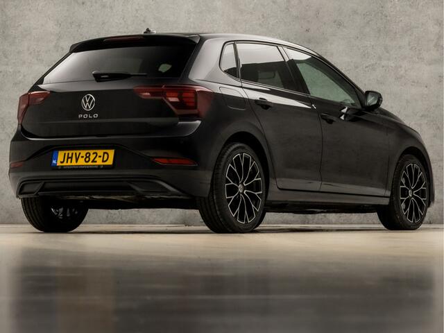 Volkswagen POLO 1.0 TSI Sportline Automaat (VIRTUAL COCKPIT, APPLE CARPLAY, GROOT NAVI, KEYLESS, CLIMATE, CAMERA, LM VELGEN, SPORTSTOELEN, GETINT GLAS, NIEUWSTAAT)