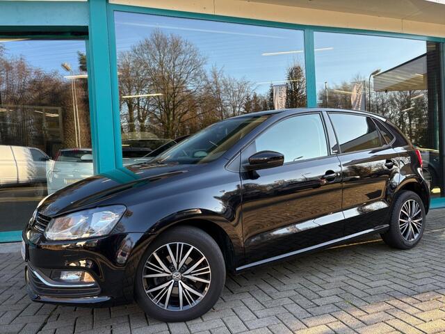 Volkswagen POLO 1.2 TSI Highline Climate, PDC, Stoelverwarming