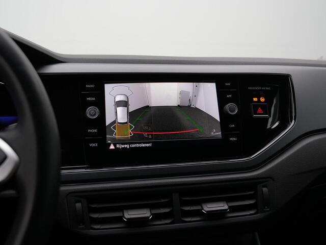 Volkswagen POLO 1.0 TSI 95 pk DSG R-Line | Panoramadak | IQ Light | Achteruitrijcamera | Stoelverwarming | Adaptive Cruise | Navigatie