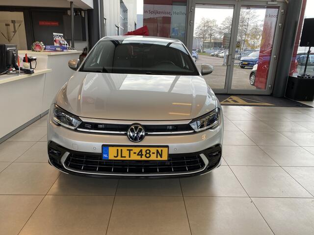 Volkswagen POLO 1.0 TSI R-Line Automaat, Navigatie,Virtual Cockpit,Adaptive Cruise control,Spraakbediening,Achteruitrijcamera,Parkeersensoren rondom/Apple carplay,Stoelverwarming,LED grill/IQ.light,Climate control,Draadloze Telefoonlader,DAB,17''Lichtmetalen Velgen