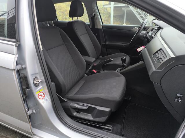 Volkswagen POLO 1.0 MPI Comfortline Business Navi, carplay, cruise control, 1e eigenaar, org NL auto