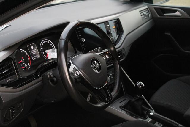 Volkswagen POLO 1.0 TSI Comfortline NAVI,LMV