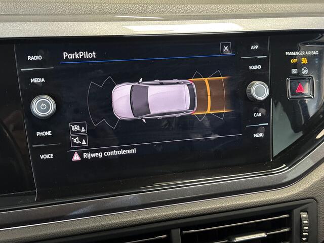 Volkswagen POLO 1.0 95pk TSI Comfortline Business Parkeersensoren voor en achter | Cruise Control | Stoelverwarming voor voorstoelen