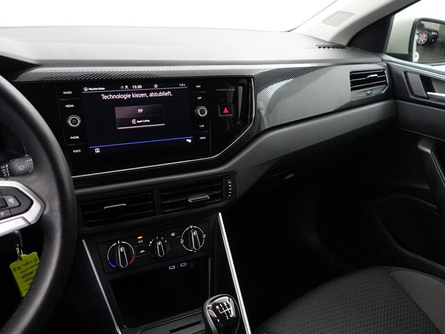Volkswagen POLO 1.0 TSI Life Advanced- Nieuw Model, Virtual Cockpit, Camera, Carplay, Android Auto, Privacy Glass