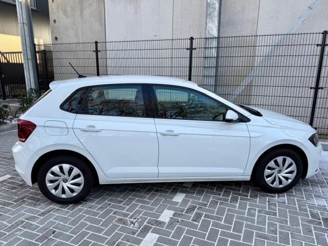 Volkswagen POLO 1.0 MPI Comfortline Executive Navi Airco Carplay NL-auto