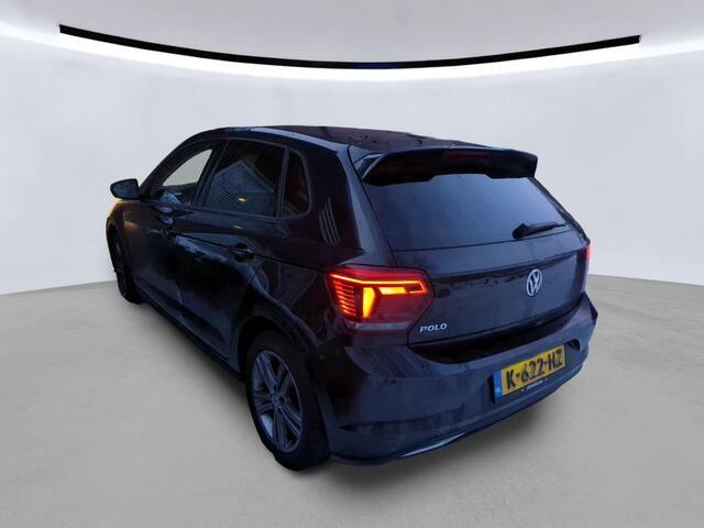 Volkswagen POLO 1.0 TSI R-Line / AUTOMAAT/ PARK. SENSOREN/ DIGITAL DASHBOARD/ NAVI/ CLIMA/ 16" LMV