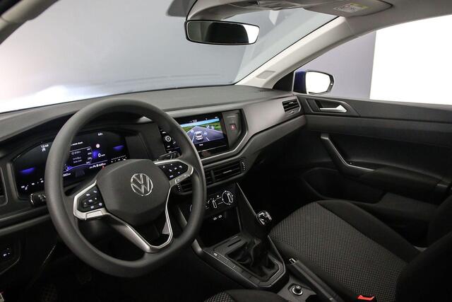 Volkswagen POLO Polo 1.0 TSI 95pk Cruise control, Parkeersensor achter, LED koplampen, Airco, DAB, Radio, App connect