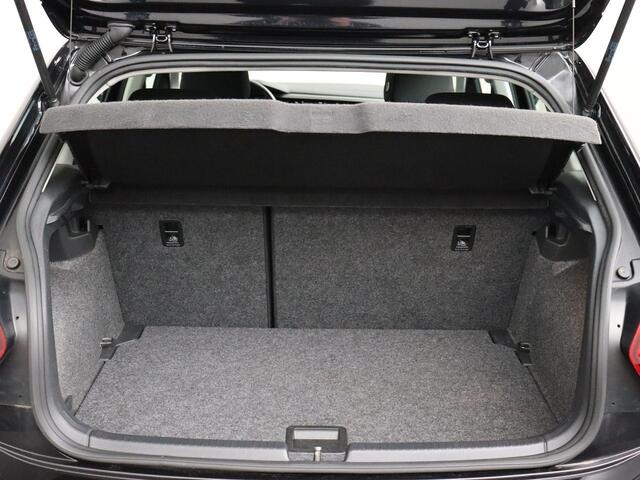 Volkswagen POLO 1.0 TSI Comfortline | Adaptief Cruise Control | Navigatie/ Apple Carplay | Airco!