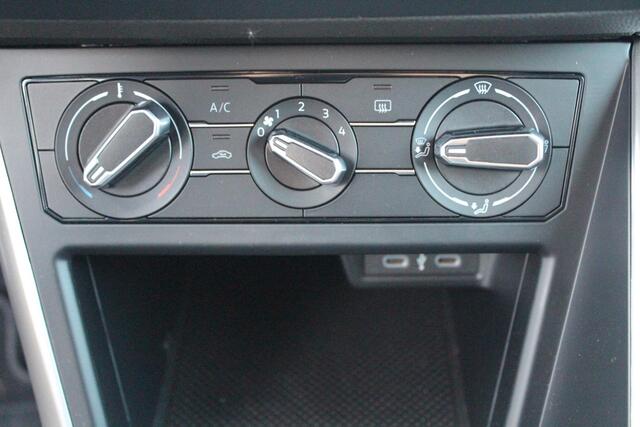 Volkswagen POLO 1.0 TSI Go