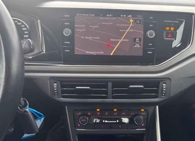 Volkswagen POLO 1.0 MPI CRUISE STOELVERW. APPLE PDC V+A