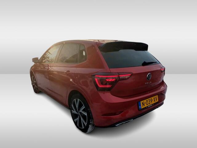 Volkswagen POLO 1.0 TSI R-Line DSG Automaat Panoramadak / Camera / parkeersensoren / R-Line / LED verlichting / Airco (Clima)