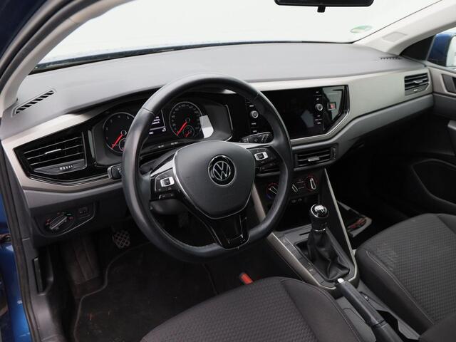 Volkswagen POLO 1.0 TSi Comfortline | Adaptive Cruise | Navigatiesysteem | CarPlay | LED | Sensoren Voor en Achter | 15 Inch | 61.982 Km!!