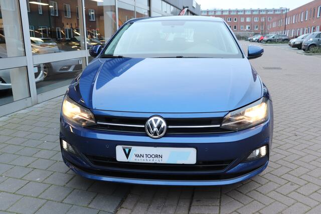 Volkswagen POLO 1.0 TSI Comfortline. Navigatie, Nederlandse auto, eerste eigenaar.