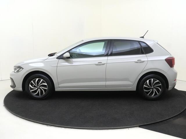 Volkswagen POLO Life Edition | 'App-Connect' draadloze smartphone integratie | Airconditioning automatisch (Climatronic), 2-zone | Buitenspiegels elektrisch instel- verwarm- en inklapbaar