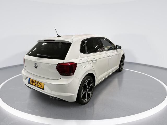 Volkswagen POLO 1.0 TSI 95pk Comfortline · Apple/Android Car Play · Navigatie · P-Sensoren · ACC · Airco · 17'' Inch ·
