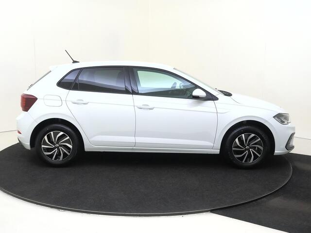 Volkswagen POLO Life Edition | 'App-Connect' smartphone integratie | Airconditioning automatisch (Climatronic), 2-zone | Buitenspiegels elektrisch instel- verwarm- en inklapbaar