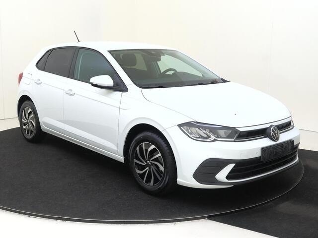 Volkswagen POLO Life Edition | 'App-Connect' smartphone integratie | Airconditioning automatisch (Climatronic), 2-zone | Buitenspiegels elektrisch instel- verwarm- en inklapbaar