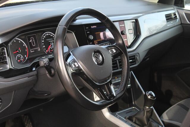 Volkswagen POLO 1.0 TSI Highline//Led//Navi//Ecc//Stoelverwarming!!