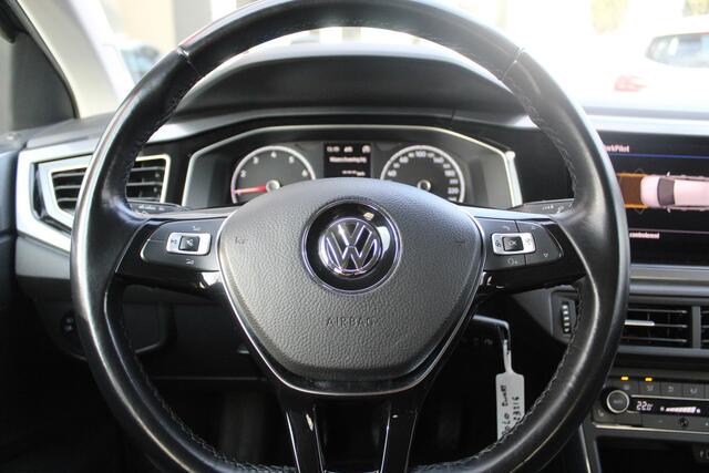 Volkswagen POLO 1.0 TSI Highline//Led//Navi//Ecc//Stoelverwarming!!