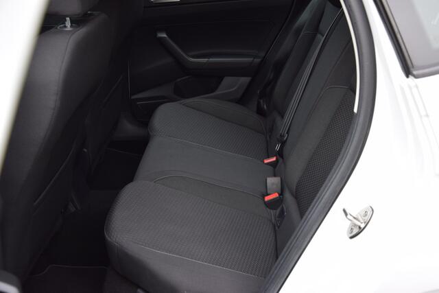 Volkswagen POLO 1.0 TSI Comfortline Business | Org. NL | BOVAG Garantie | Adaptive Cruise Control | Navigatie | Apple Carplay/Android Auto | 15'' Velgen | LED Dagrijverlichting | Airco |