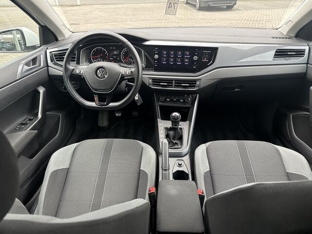 Volkswagen POLO VI Highline Navi Cruise Led Stoelverwarming