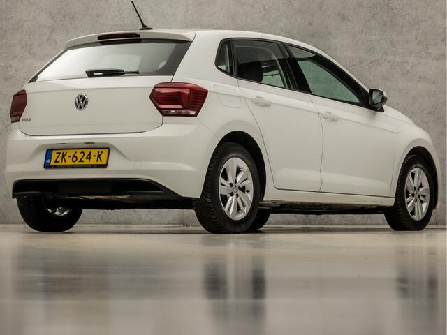 Volkswagen POLO 1.0 TSI Sportline (APPLE CARPLAY, GROOT NAVI, ADAPTIVE CRUISE, SPORTSTOELEN, LM VELGEN, ARMSTEUN, NIEUWE APK, NIEUWSTAAT)