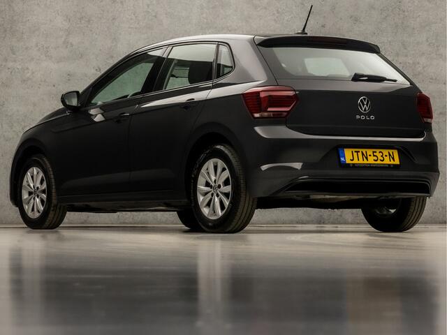 Volkswagen POLO 1.0 TSI Sportline Automaat (GROOT NAVI, ADAPTIVE CRUISE, PARKEERSENSOREN, SPORTSTOELEN, LM VELGEN, ARMSTEUN, NIEUWSTAAT)