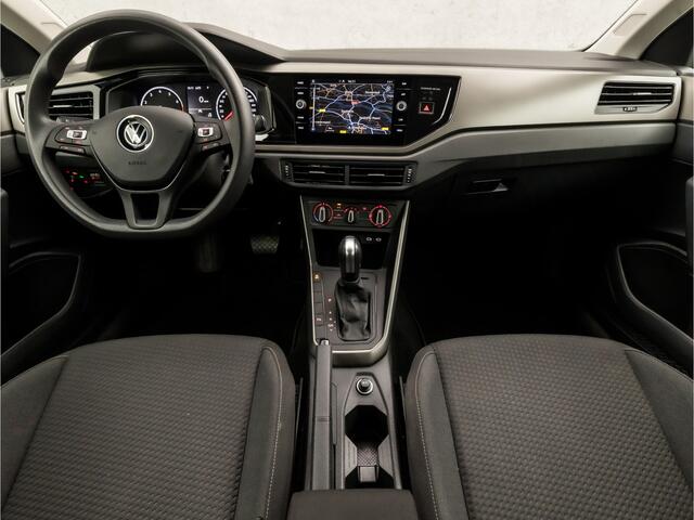 Volkswagen POLO 1.0 TSI Sportline Automaat (GROOT NAVI, ADAPTIVE CRUISE, PARKEERSENSOREN, SPORTSTOELEN, LM VELGEN, ARMSTEUN, NIEUWSTAAT)