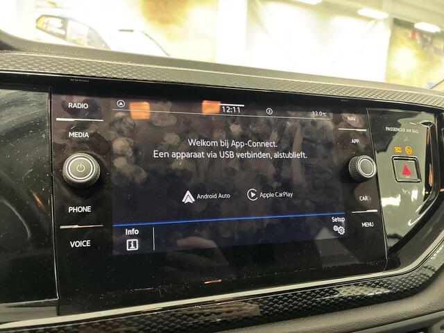 Volkswagen POLO 1.0 TSI 95pk DSG Life Business · Apple/Android Car Play · Navigatie · Stoelverwarming · Alarm · 15'' Inch · Garantie t/m 12-01-2028 of 100.000km