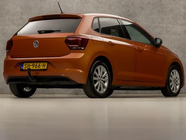 Volkswagen POLO 1.0 TSI Sportline (APPLE CARPLAY, CLIMATE, PARKEERSENSOREN, SPORTSTOELEN, GETINT GLAS, LM VELGEN, ADAPTIVE CRUISE, TREKHAAK, NIEUWSTAAT)