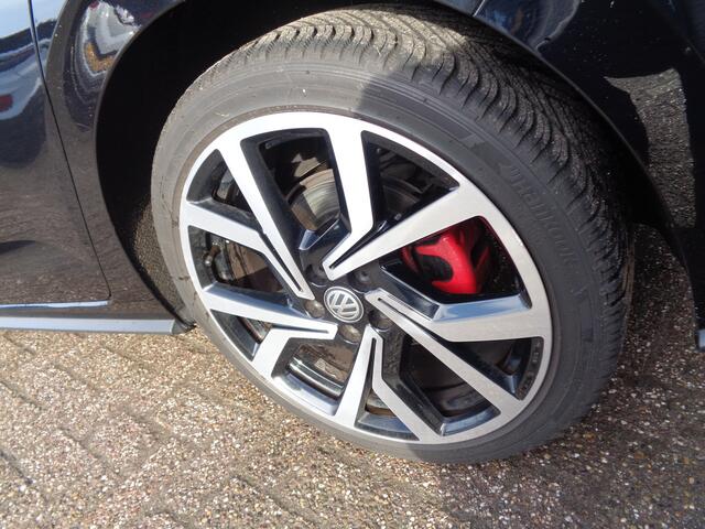 Volkswagen POLO 2.0 TSI GTI digidash, achteruitrijcamera, lm velgen, apple carplay