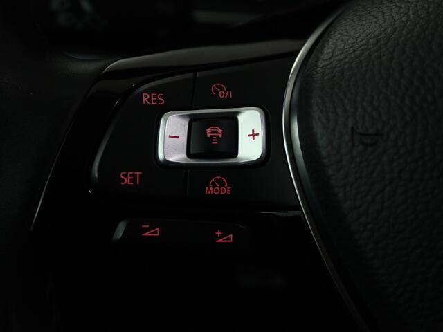 Volkswagen POLO 1.0 TSI Highline Cruise control adaptive | climate control | parkeersensoren voor en achter | Bluetooth