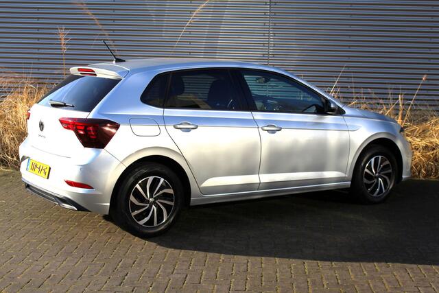 Volkswagen POLO 1.0 TSI Life Edition Autom. I NAVI I APPLE CAR I CRUISE I