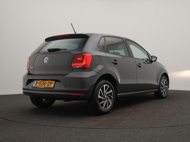 Volkswagen POLO 1.0 - RIJKLAARPRIJS - Airco - Bluetooth - Cruise Control - Stoelverwarming - Lichtmetalen velgen
