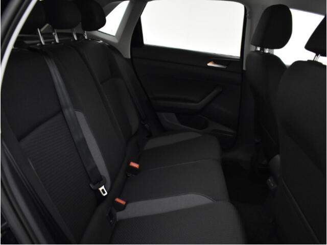 Volkswagen POLO Life Edition 1.0 TSI 95 pk 5 versn. Hand · Achteruitrijcamera · regensensor ·