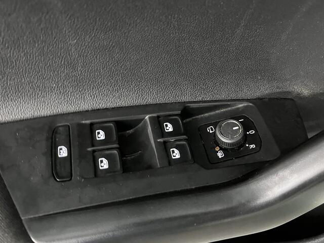 Volkswagen POLO 1.0 TSI Life / AUTOMAAT/ LED/ APP-CONNECT/ CLIMA/ STOEL VERWARM./ PARK. SENSOREN/ ADAPT. CRUISE/ NAVI/ 15" LMV/ DAB/ BLUETOOT