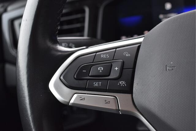 Volkswagen POLO 1.0 TSI Life Facelift Virtual cockpit, Adaptive cruise, PDC, DAB
