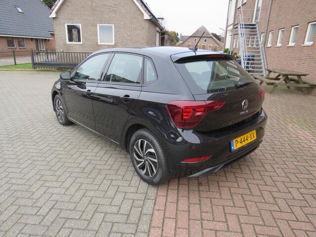 Volkswagen POLO 1.0 TSI 95Pk Life Business Nw Model * Rijklaarprijs incl. garantie * Clima * Camera * Lichtmetalen velgen * Navi * Carplay Android *
