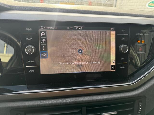 Volkswagen POLO 1.0 TSI COMF.L. BUS.