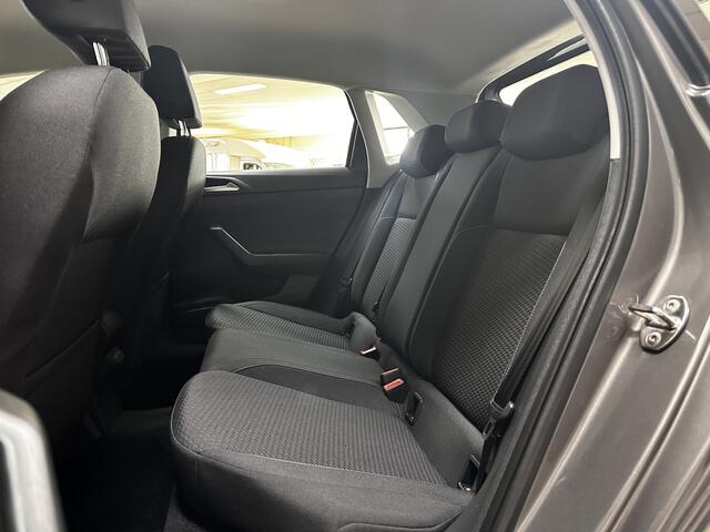 Volkswagen POLO 1.0 TSI Comfortline/ LED Dagrijverl./ Apple+Android/ Airco/ Cruise.Adaptief/ Navi/ Bluetooth/ Multi.LEDER.Stuur/ Elek.Pakket/ Isofix/ Metallic Lak/ C.V.Afstand.