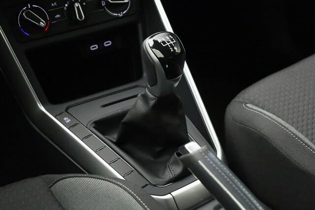 Volkswagen POLO Life Edition 1.0 TSI 95 pk 5 versn. Hand · Achteruitrijcamera · Parkeersensor achter · Velgen 'essex', 15 inch lichtmetaal · Voorraad OUTLET