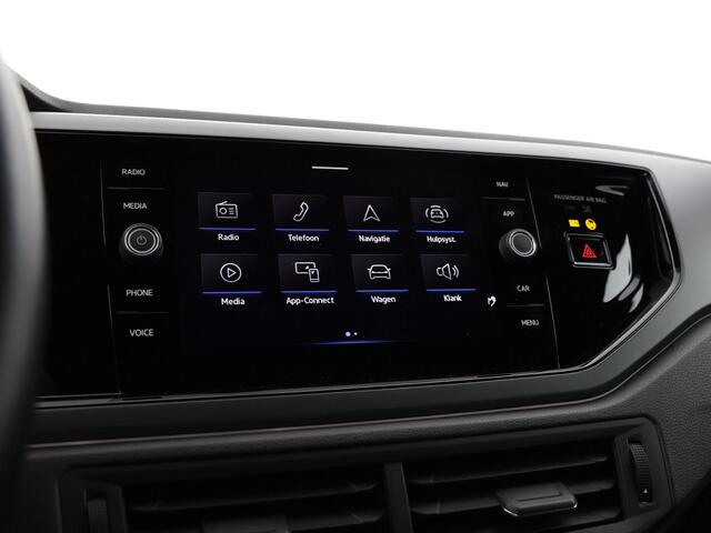 Volkswagen POLO 1.0 TSI 95pk DSG R-Line · Camera · Keyless · Apple/Android Car Play · Trekhaak · Navigatie · 16'' Inch · Garantie t/m 09-03-2027 of 100.000km