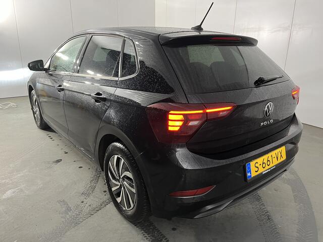 Volkswagen POLO 1.0 TSI Life / PARK.SENSOREN V+A/ APP-CONNECT/ ACC/ DIGITAL DASH/ AIRCO/ NAVI/ DAB/ LANE-ASSIST/ START-STOP SYSTEEM/ ISOFIX/ 15'' LMV