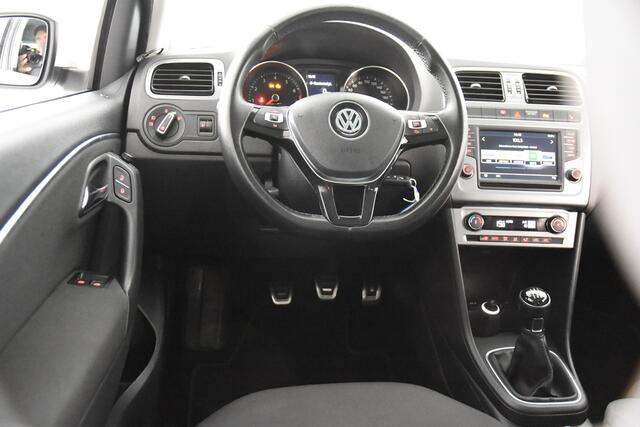 Volkswagen POLO R-Line *Panoramadak*Stoelverwarming*PDC*LED*