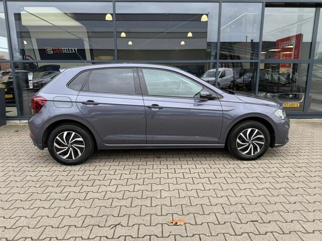 Volkswagen POLO 1.0 TSI Life *Stoelverwarming & Trekhaak*