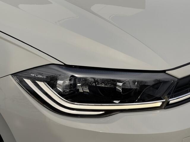 Volkswagen POLO 1.0 TSI Style Alcantara | Camera | Virtual | Navi | 17 inch | IQ light | Climate | Stoelverwarming | Rijklaar incl. garantie