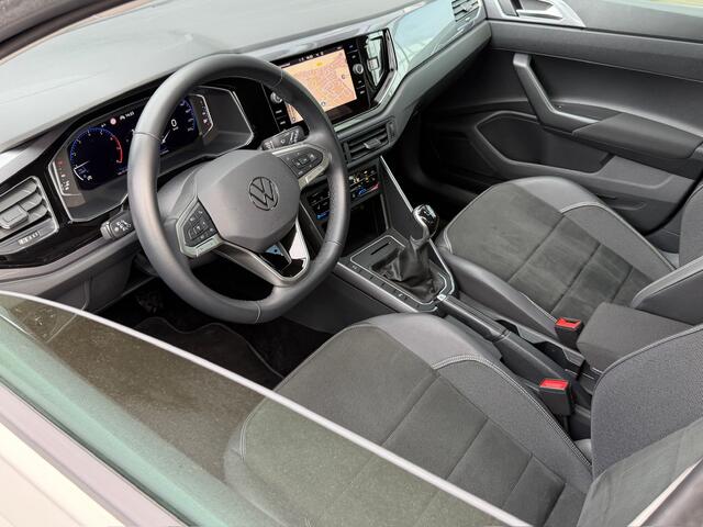 Volkswagen POLO 1.0 TSI Style Alcantara | Camera | Virtual | Navi | 17 inch | IQ light | Climate | Stoelverwarming | Rijklaar incl. garantie