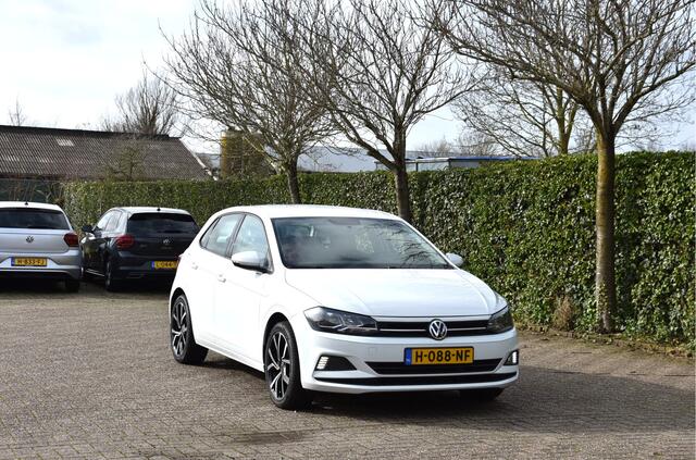 Volkswagen POLO 96 PK TSI 54 Dkm! Carplay Garantie Topstaat!